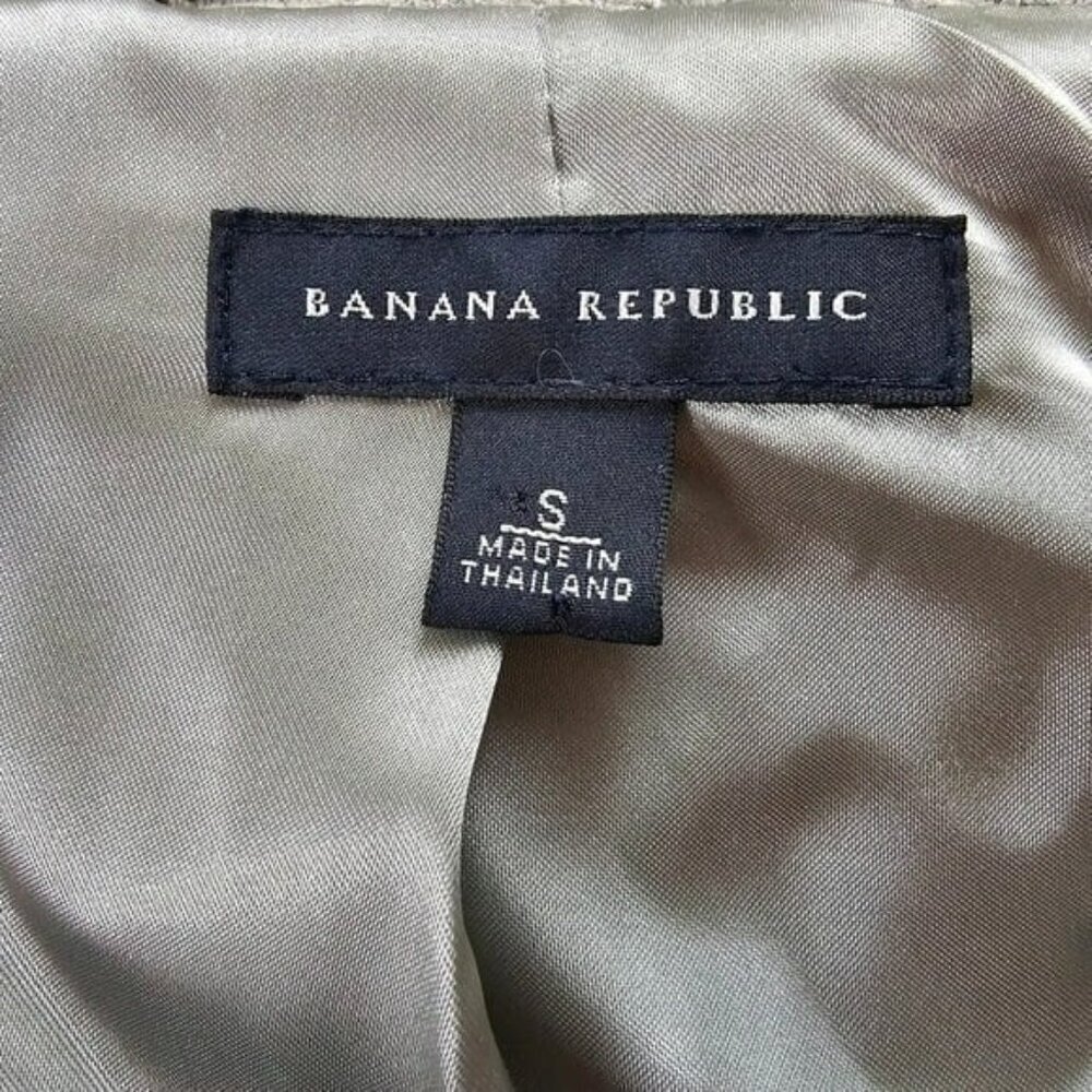 Banana Republic Wool Blend Tweed Button Down Short Jacket Coat in Small - Picture 7 of 9